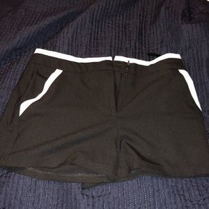 Tuxedo shorts